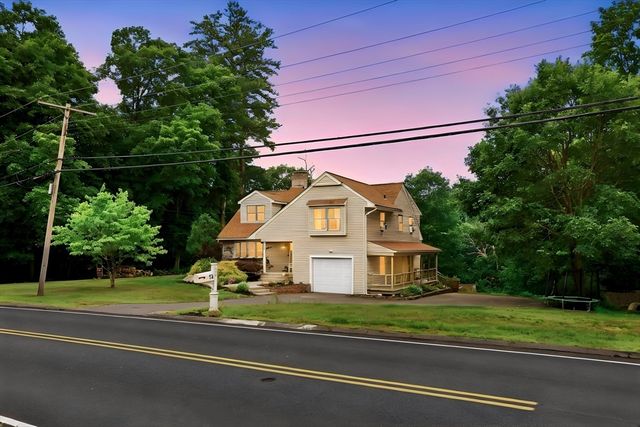 73 Glendale Rd, Hampden, MA 01036