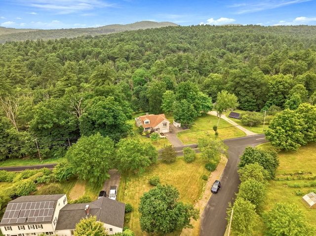 73 Glendale Rd, Hampden, MA 01036