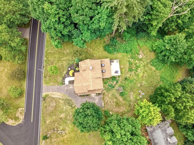 73 Glendale Rd, Hampden, MA 01036
