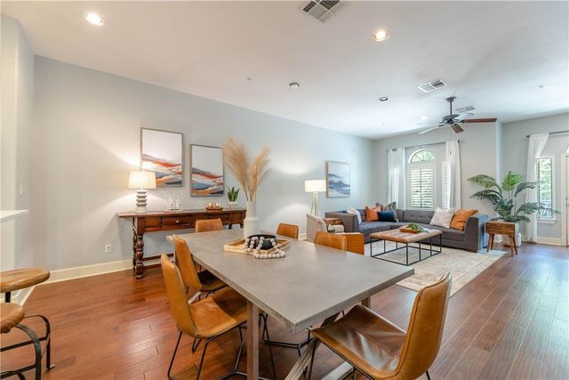 1529 Barton Springs RD 12, Austin, TX 78704