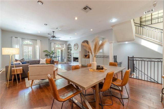 1529 Barton Springs RD 12, Austin, TX 78704