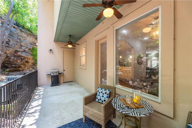 1529 Barton Springs RD 12, Austin, TX 78704
