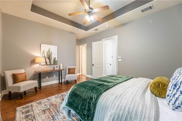 1529 Barton Springs RD 12, Austin, TX 78704