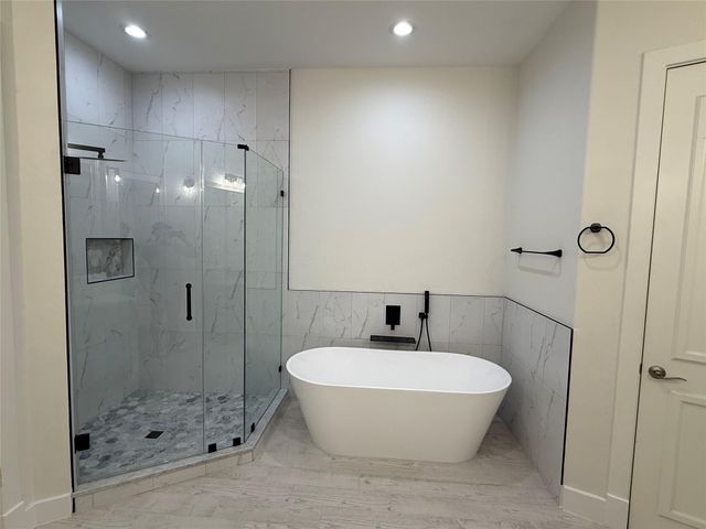 1529 Barton Springs RD 12, Austin, TX 78704