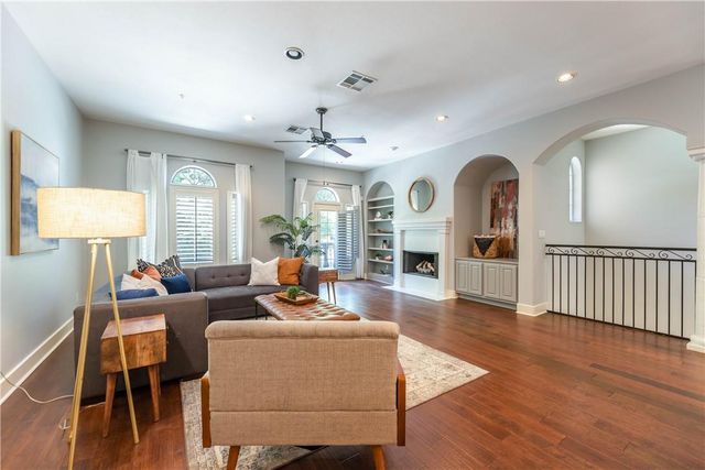 1529 Barton Springs RD 12, Austin, TX 78704