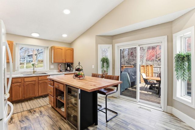 17402 Harding Lane, Lakeville, MN 55044