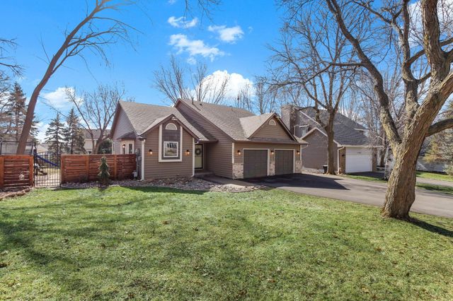 17402 Harding Lane, Lakeville, MN 55044
