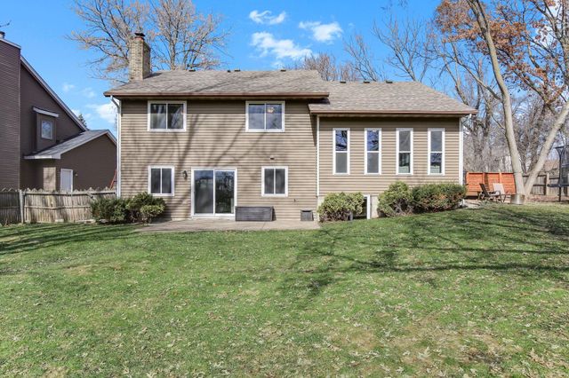 17402 Harding Lane, Lakeville, MN 55044