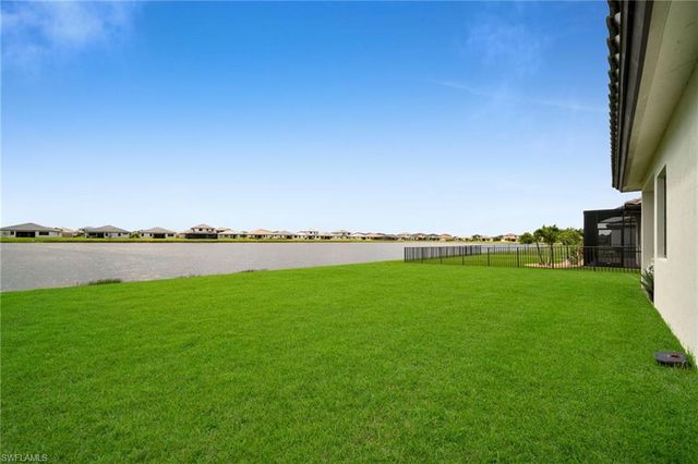 5043 Ofanto LN, Ave Maria, FL 34142