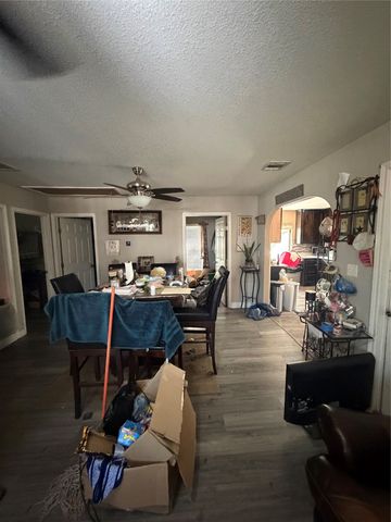 1228 Marion Avenue, Fort Worth, TX 76104