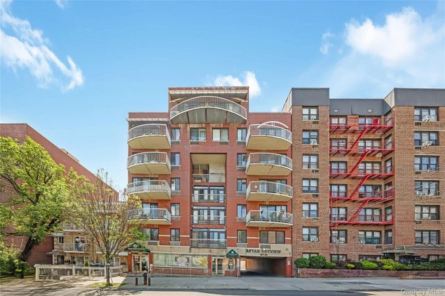 87-26 175th Street, Jamaica, NY 11432