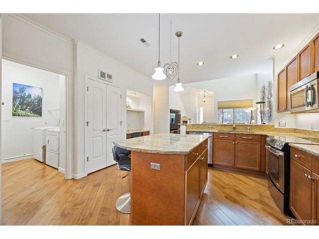 8558 Gold Peak Ln B, Highlands Ranch, CO 80130