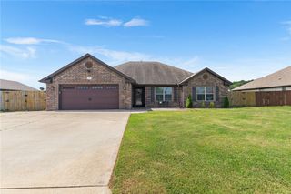 955 Red Oak Street, Elkins, AR 72727
