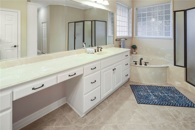 3810 Barnsley Court, Bryan, TX 77802