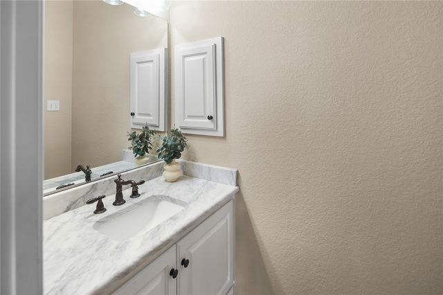 3810 Barnsley Court, Bryan, TX 77802