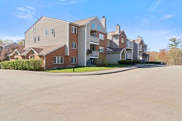 30 Chapman St 304, Weymouth, MA 02189
