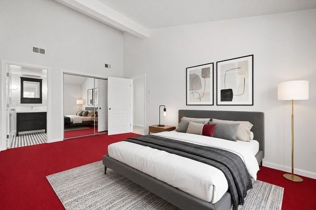 30 Chapman St 304, Weymouth, MA 02189