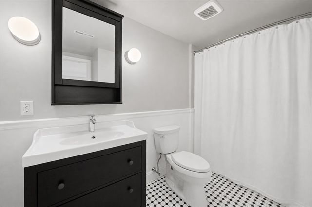 30 Chapman St 304, Weymouth, MA 02189