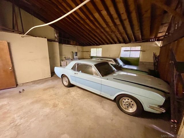 1758 Vista Grande, El Cajon, CA 92019