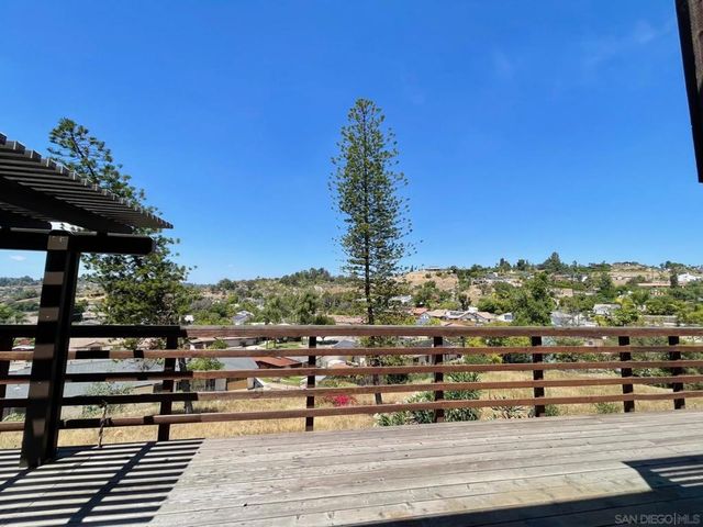 1758 Vista Grande, El Cajon, CA 92019