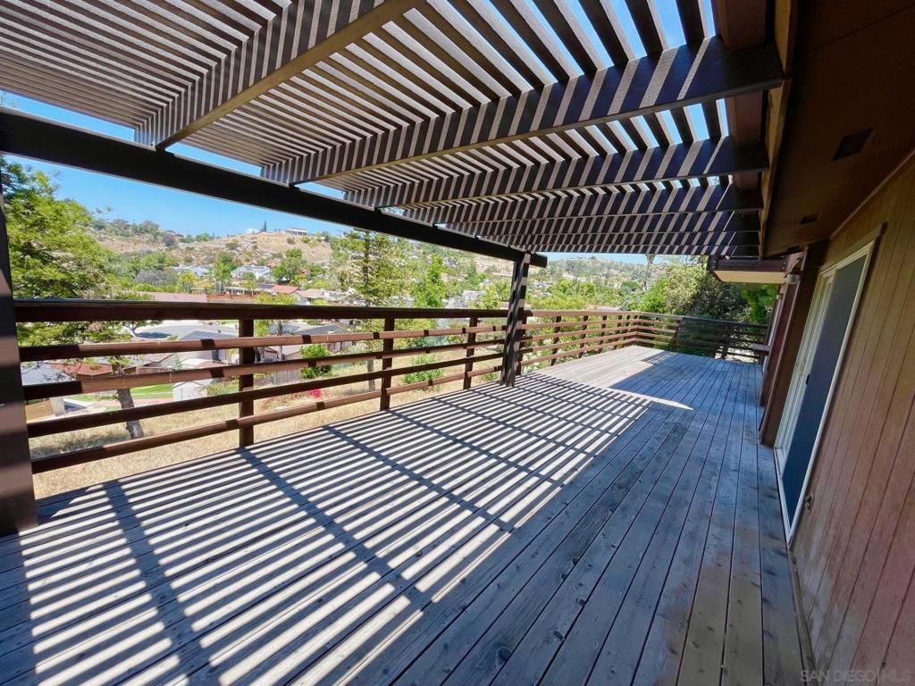 Image 6 of property listing at 1758 Vista Grande, El Cajon, CA 92019