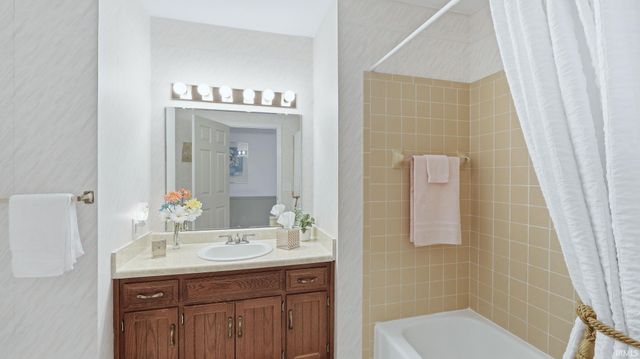 3437 Marias Drive, Fort Wayne, IN 46815