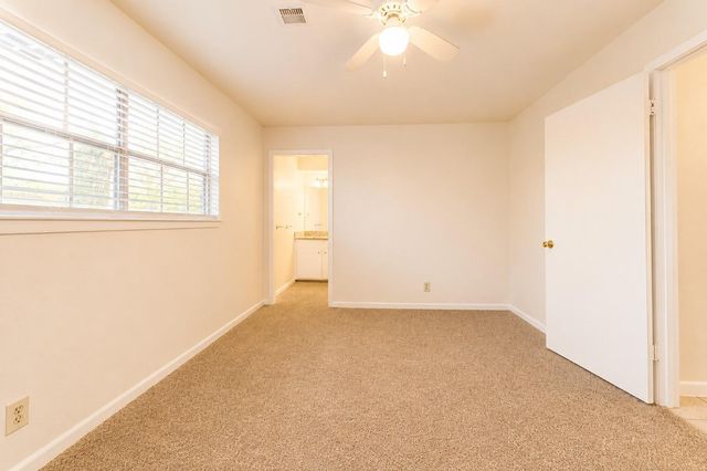 347 Forest Lake Drive, Seabrook, TX 77586