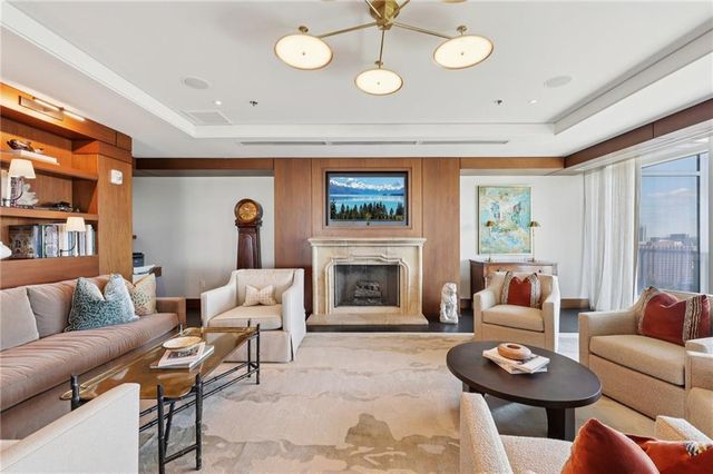 3630 Peachtree Road NE 2307, Atlanta, GA 30326