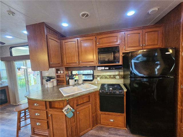 118 Dunns Corner Road, Westerly, RI 02891