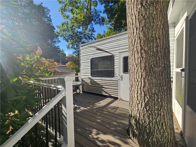 118 Dunns Corner Road, Westerly, RI 02891