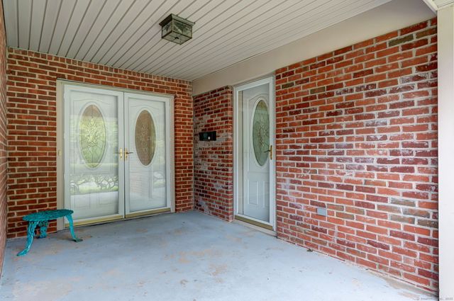 37 West Normandy Drive, West Hartford, CT 06107