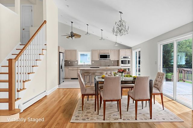 37 West Normandy Drive, West Hartford, CT 06107