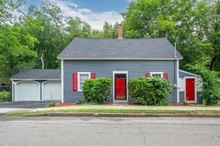 5 Bond Street, Brookline, NH 03033