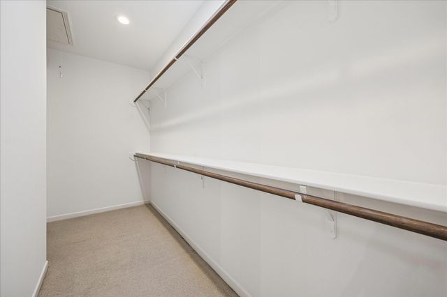 211 E 24th Street, Houston, TX 77008