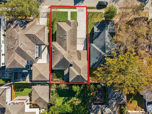 211 E 24th Street, Houston, TX 77008