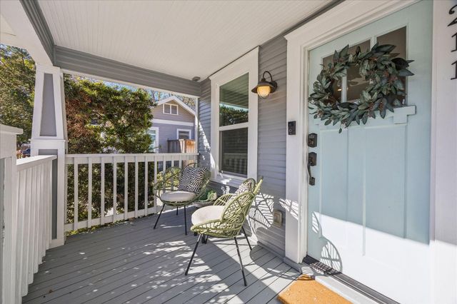 211 E 24th Street, Houston, TX 77008