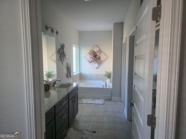 209 Shoreline Way, Macon, GA 31220