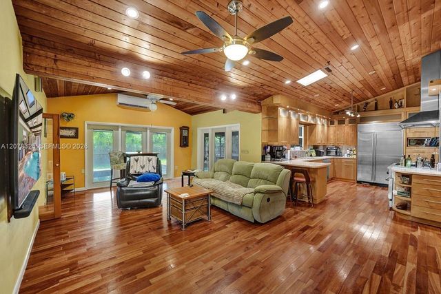 5500 Woodland Lane, Dania Beach, FL 33312