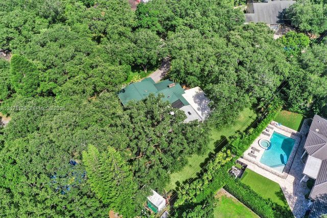 5500 Woodland Lane, Dania Beach, FL 33312