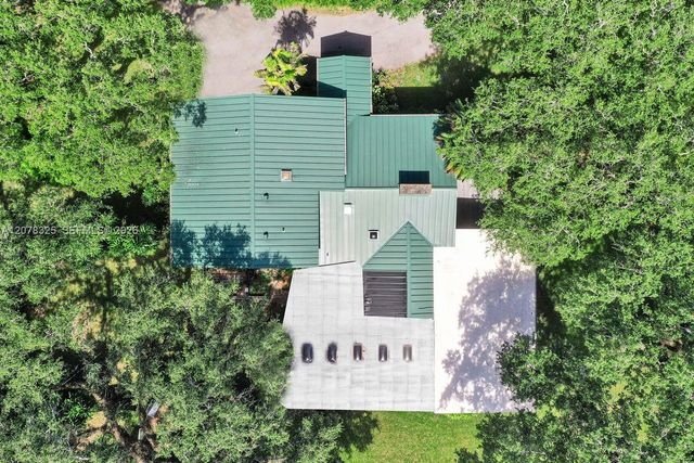 5500 Woodland Lane, Dania Beach, FL 33312