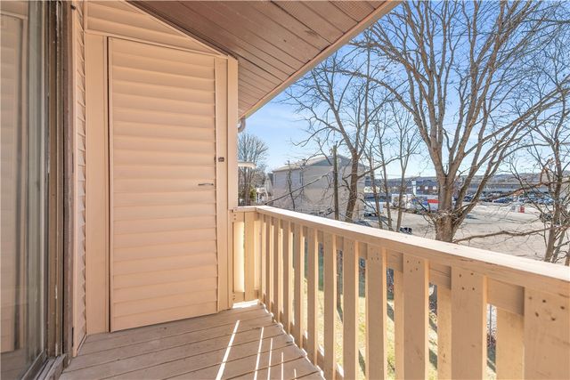 1143 Hartford Avenue 4C, Johnston, RI 02919