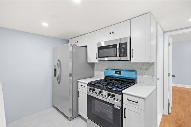 1143 Hartford Avenue 4C, Johnston, RI 02919