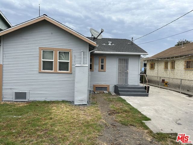 2418 Exposition Place, Los Angeles, CA 90018