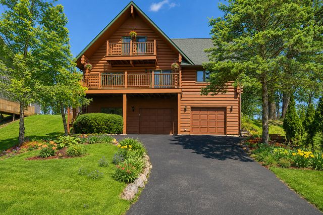 23278 W Lake Shore Drive, Antioch, IL 60002