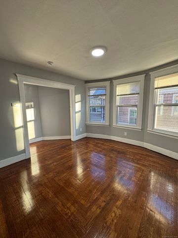 1528 Ella T Grasso Boulevard 2, New Haven, CT 06511