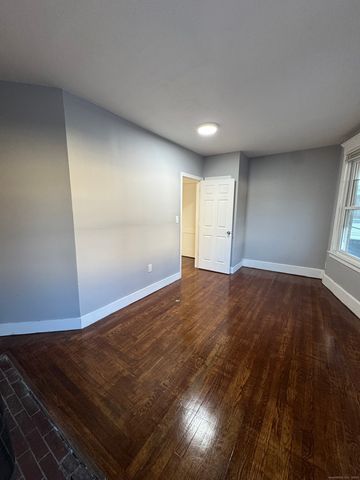 1528 Ella T Grasso Boulevard 2, New Haven, CT 06511