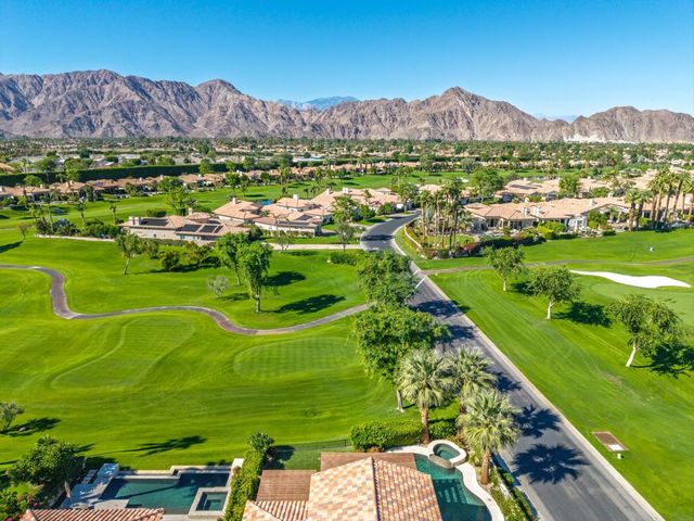 49783 Via Conquistador, La Quinta, CA 92253