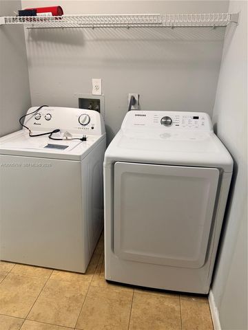 9250 W Atlantic Blvd 936, Coral Springs, FL 33071