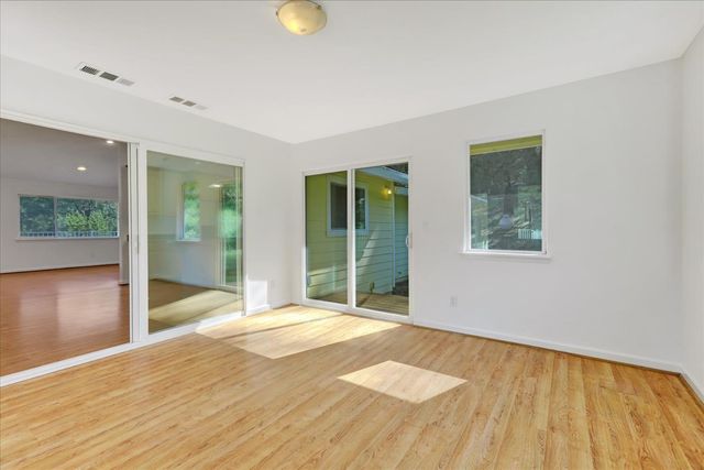 14319 Ballantree Ln, Grass Valley, CA 95949