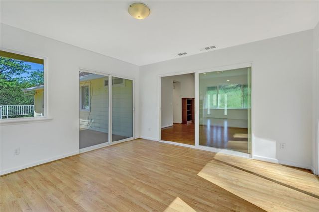 14319 Ballantree Ln, Grass Valley, CA 95949